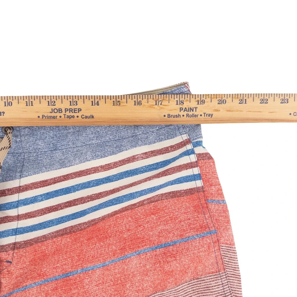 Patagonia‎ Mens 38 Board Shorts Blue Red Striped Printed Stretch Planing 86600